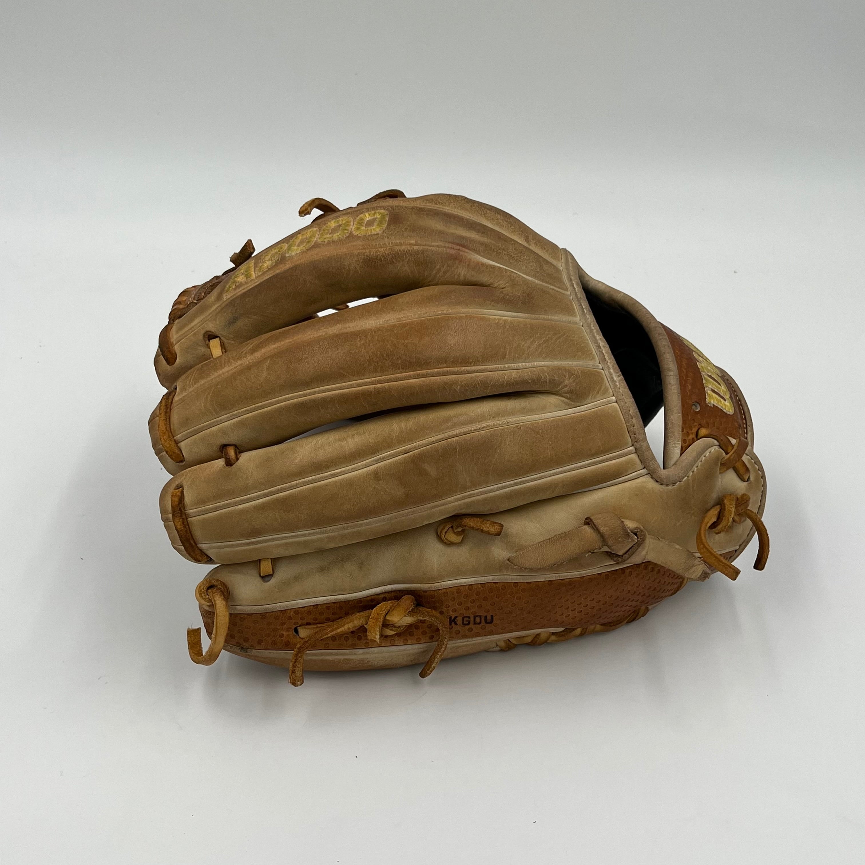 Wilson A2000 SC86 11.5 Infield Baseball Glove