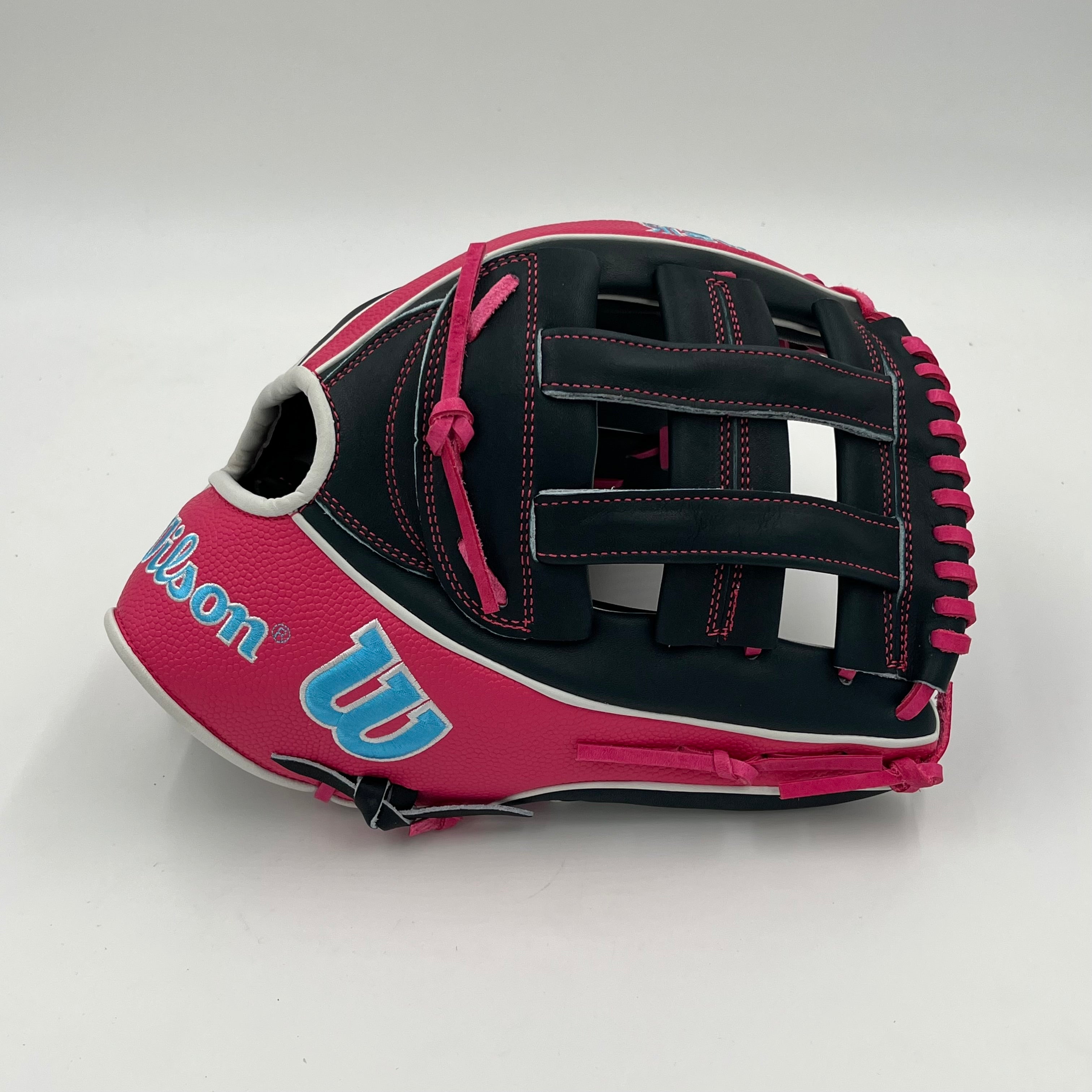 Wilson a2k 1750 12.5” outfield baseball glove