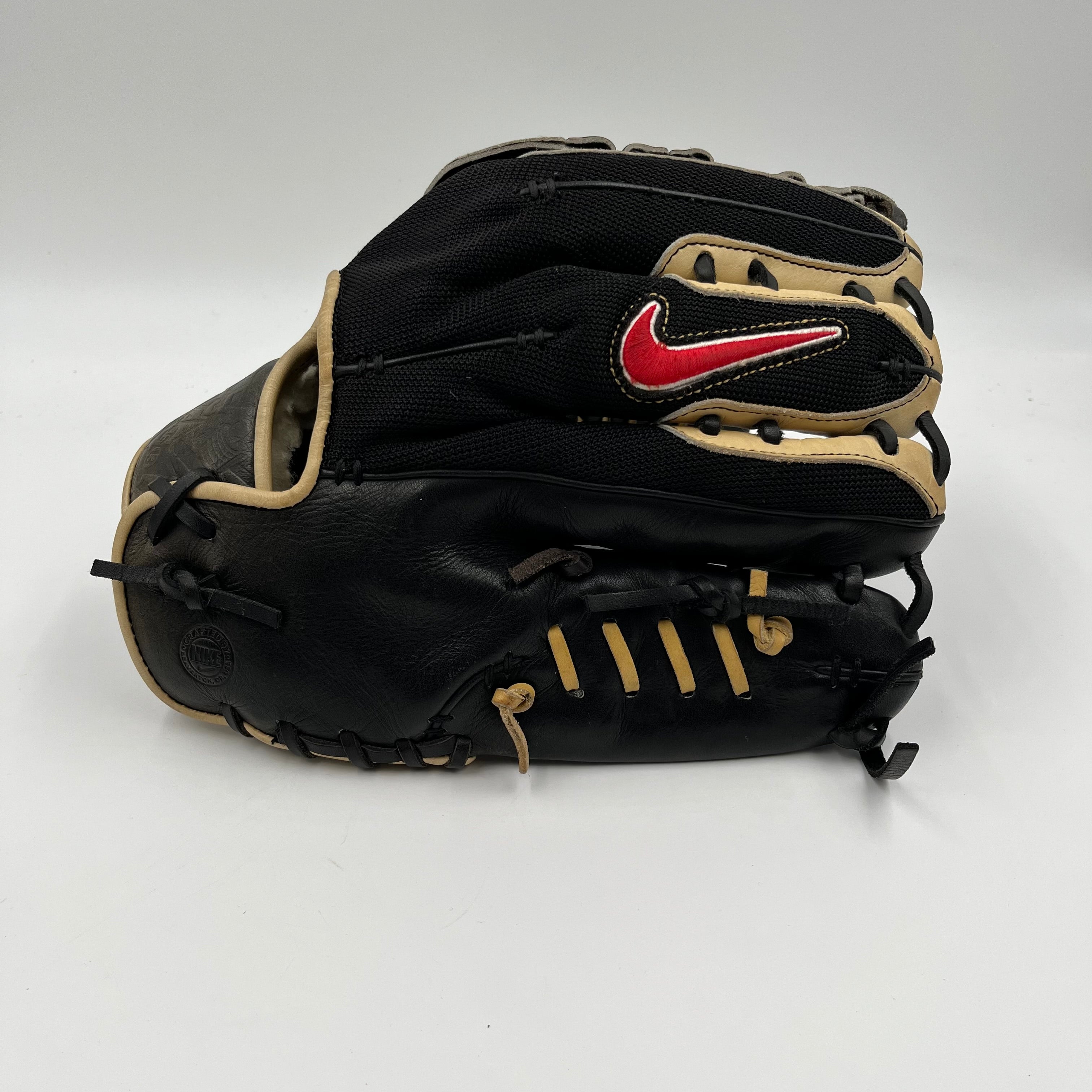 Nike Diamond Elite Pro 12.75 Georgia Bulldogs Team Issue Lefty Outfield Baseball Glove