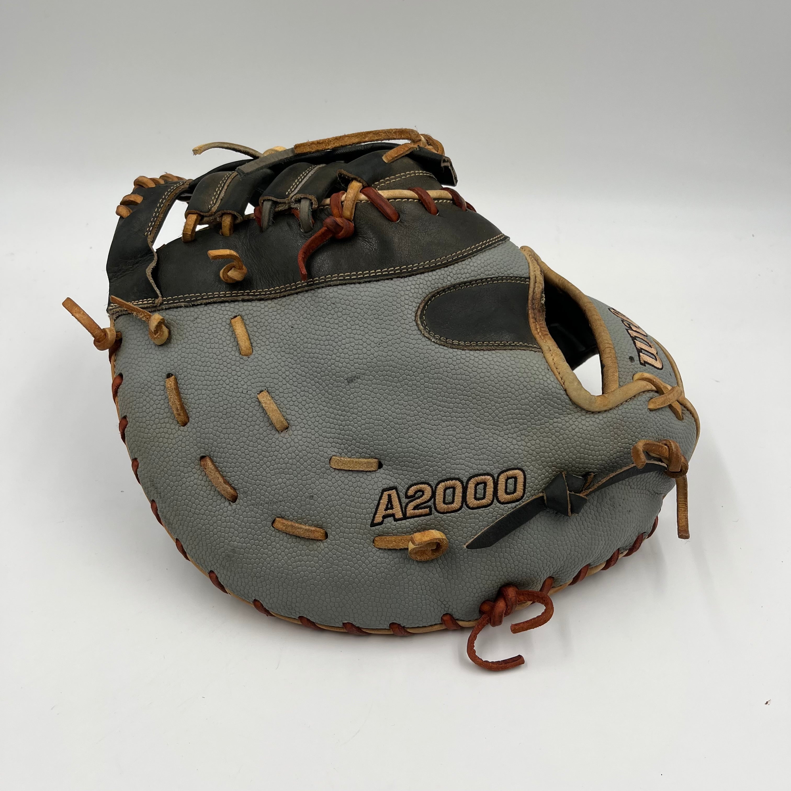 Wilson A2000 1620 12.5 First Base Mitt Baseball Glove