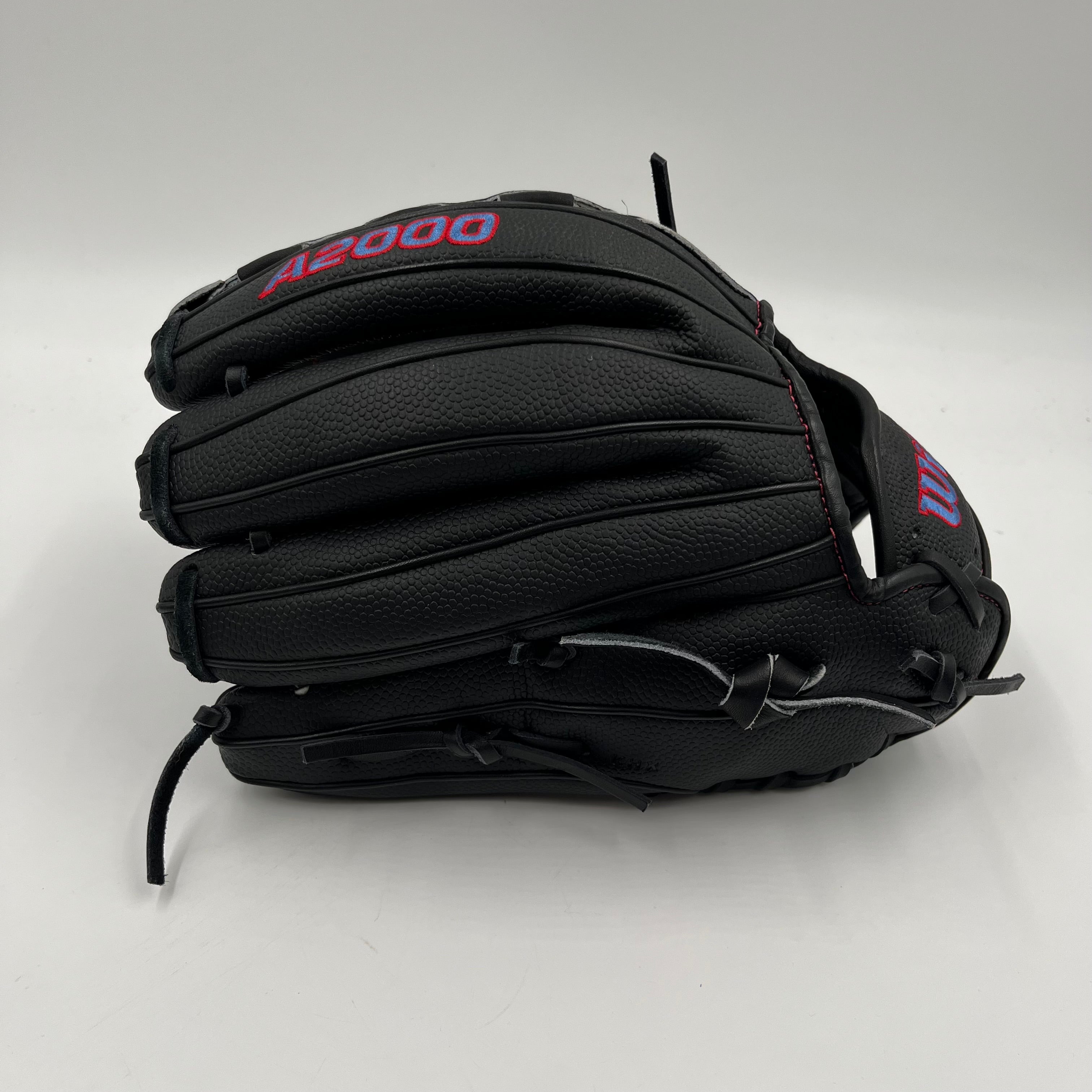 Wilson A2000 B23 12” Pitchers Infield Baseball Glove