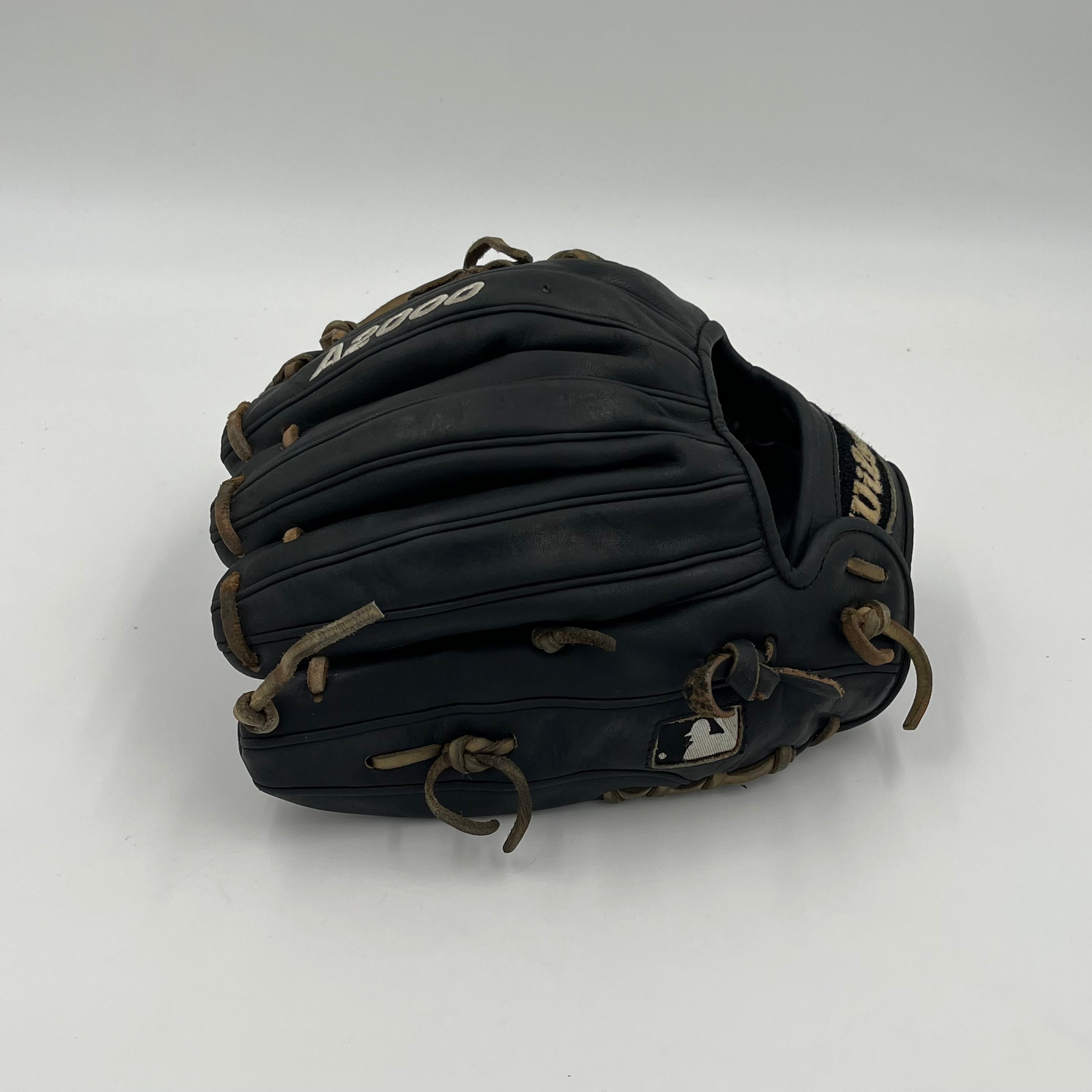 Wilson A2000 DP15 11.5 Infield Baseball Glove