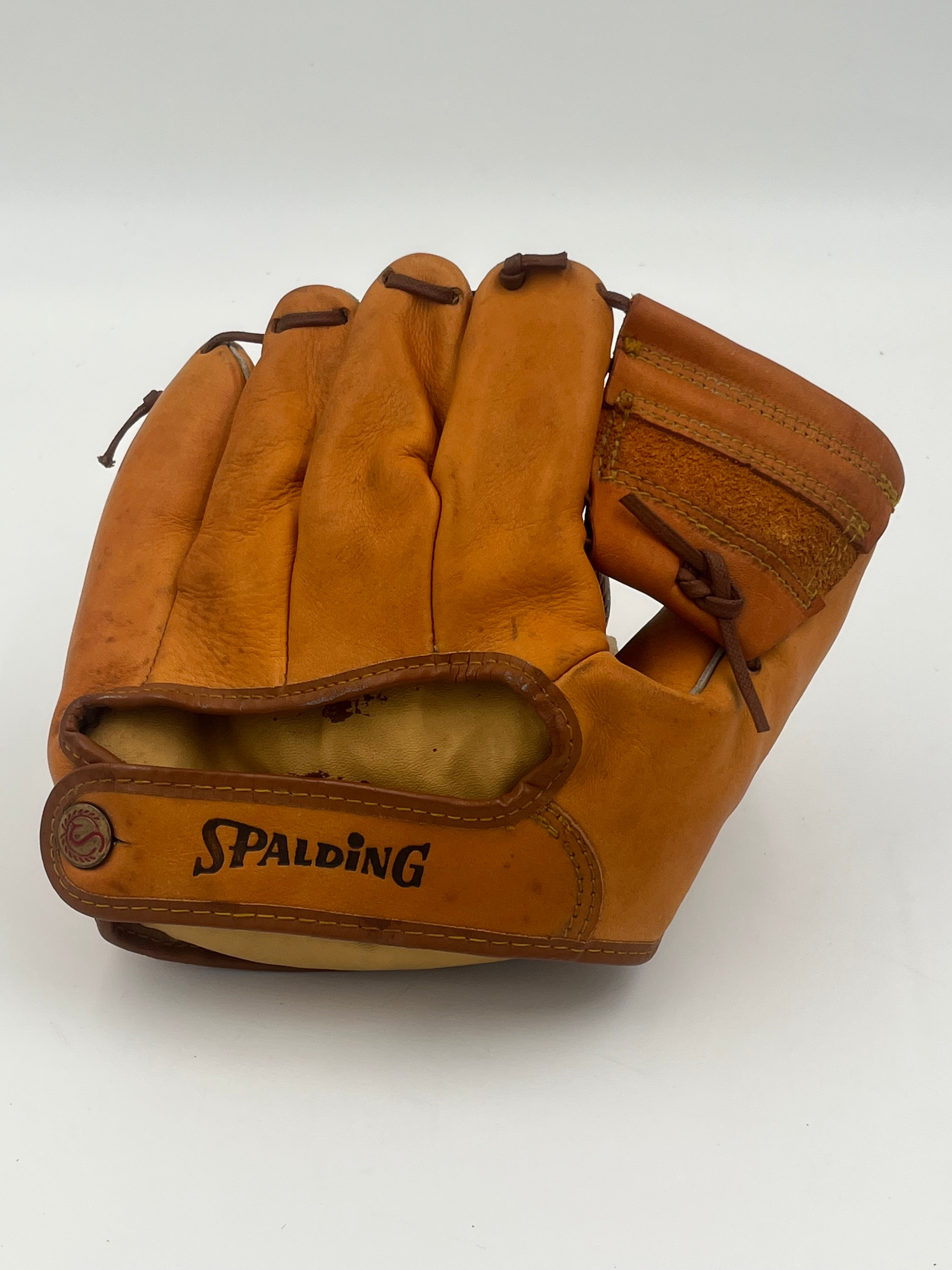Spalding Made in USA Don Kaiser 9.5” Infield Baseball Glove