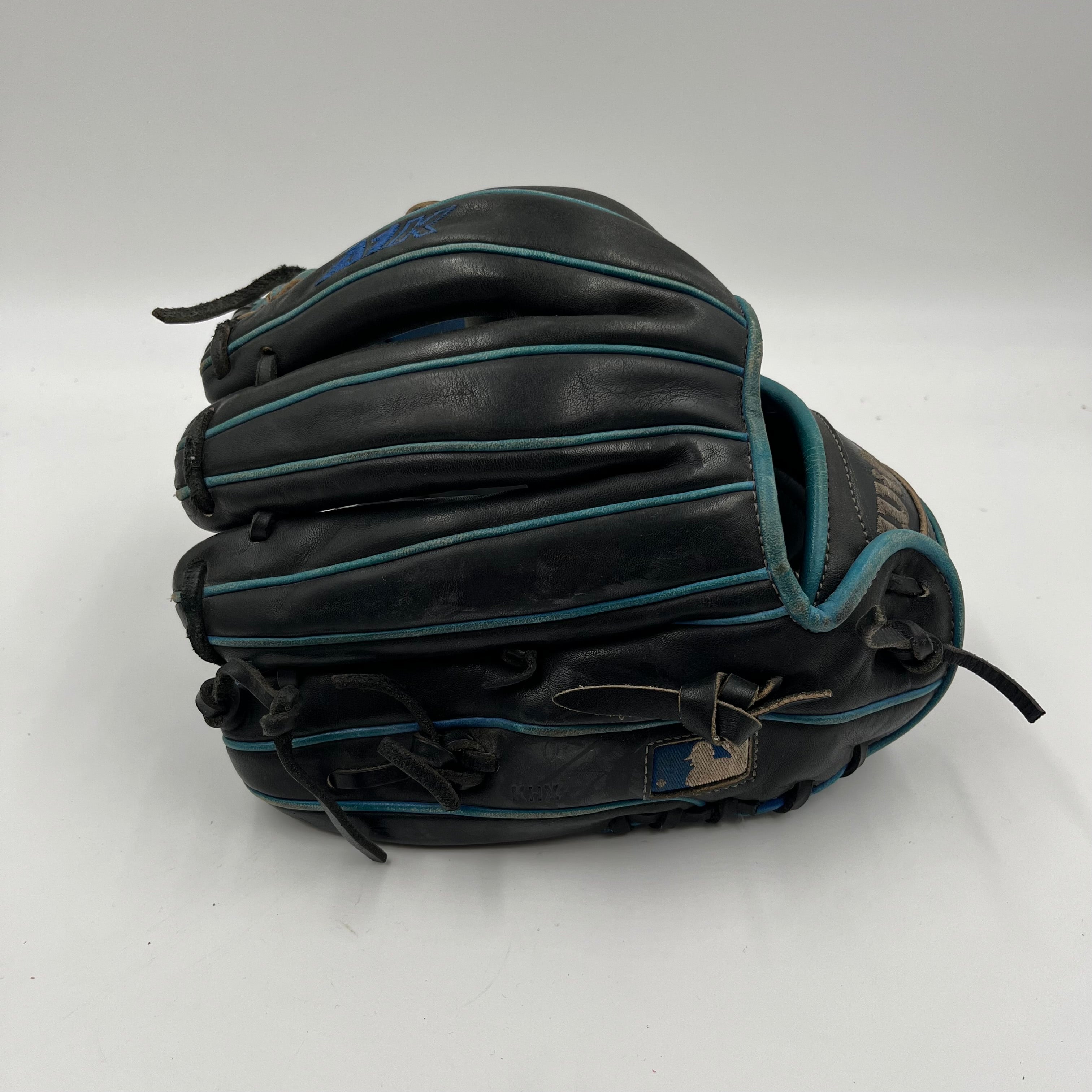 Wilson A1k DP15 11.5 infield baseball glove