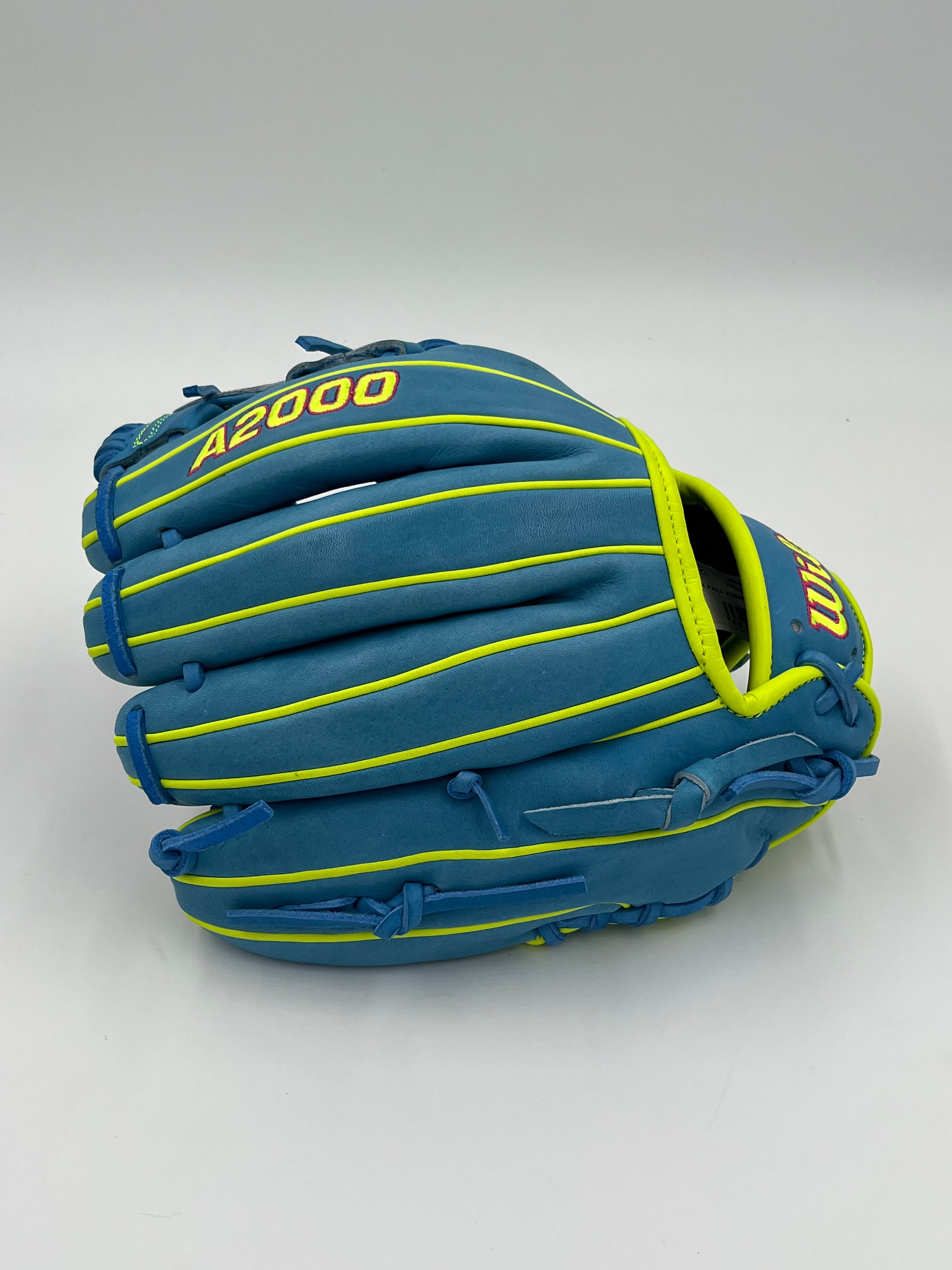 Wilson a2000 1786 11.5 infield baseball glove