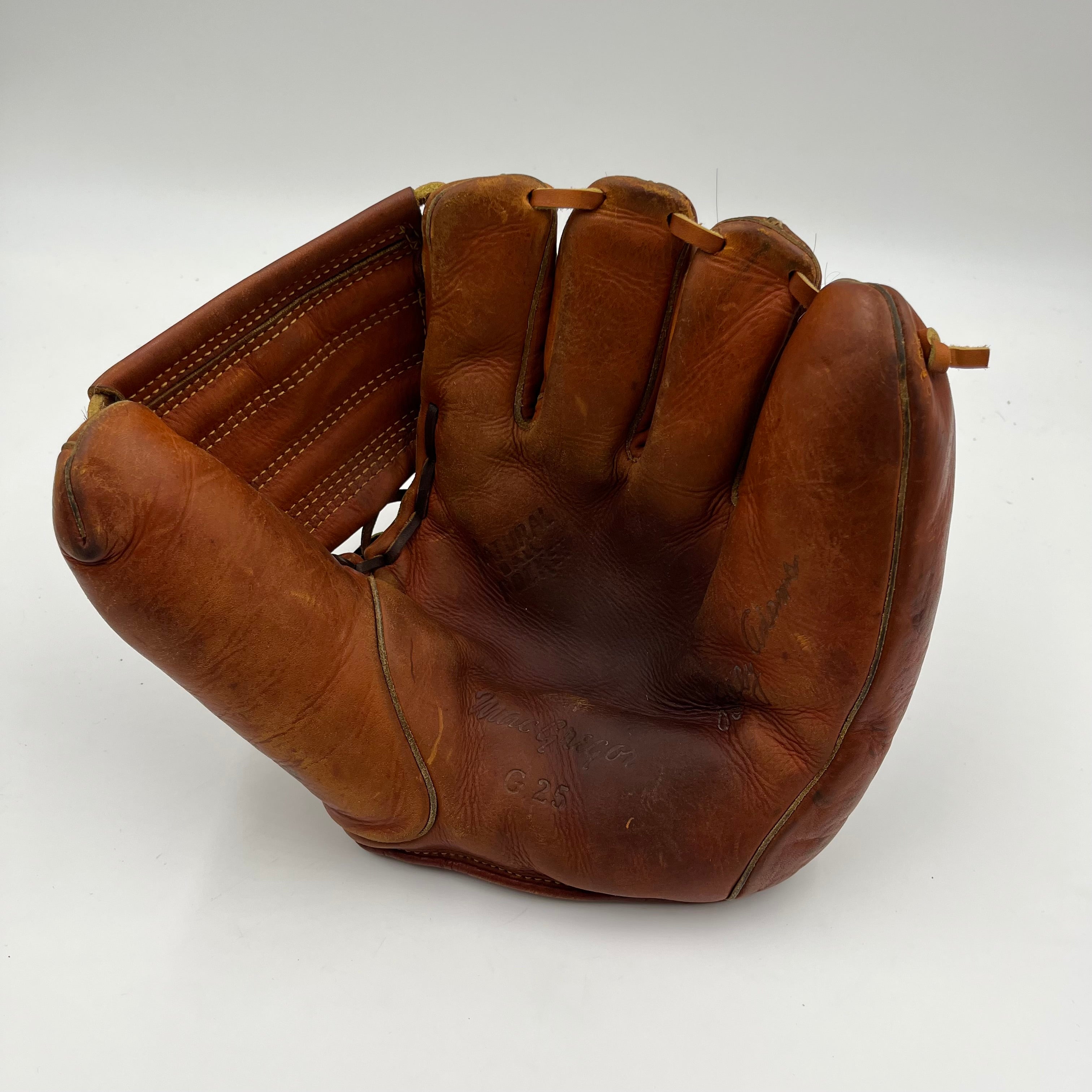 Vintage Macgregor G25 10.5” Baseball Glove