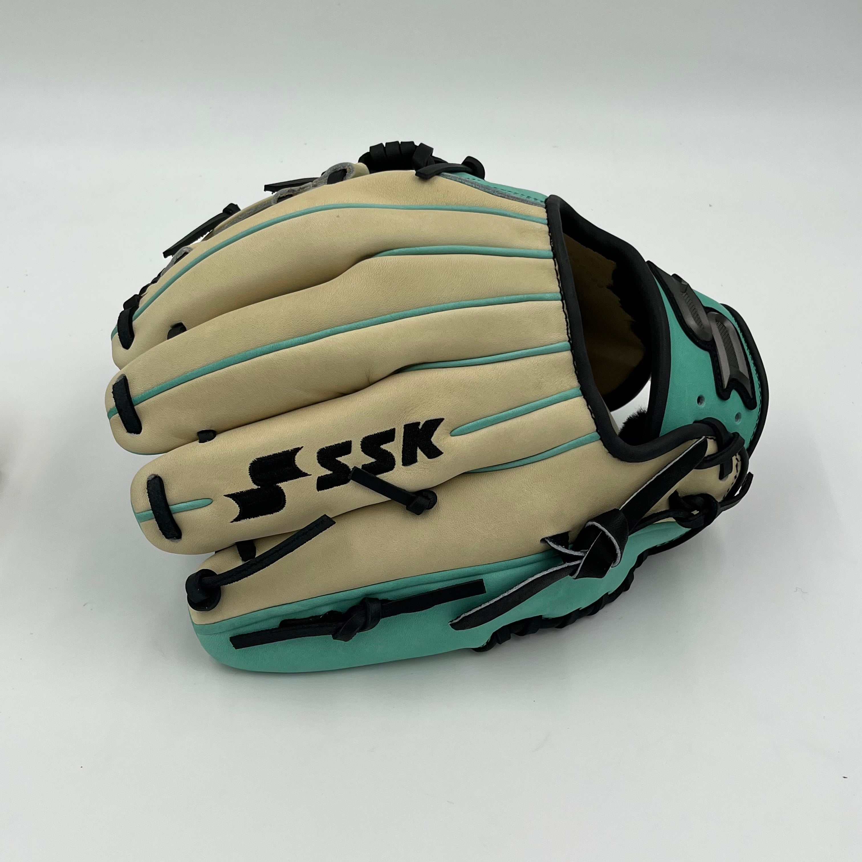 SSK Z9 Maestro 11.5 Infield Baseball Glove