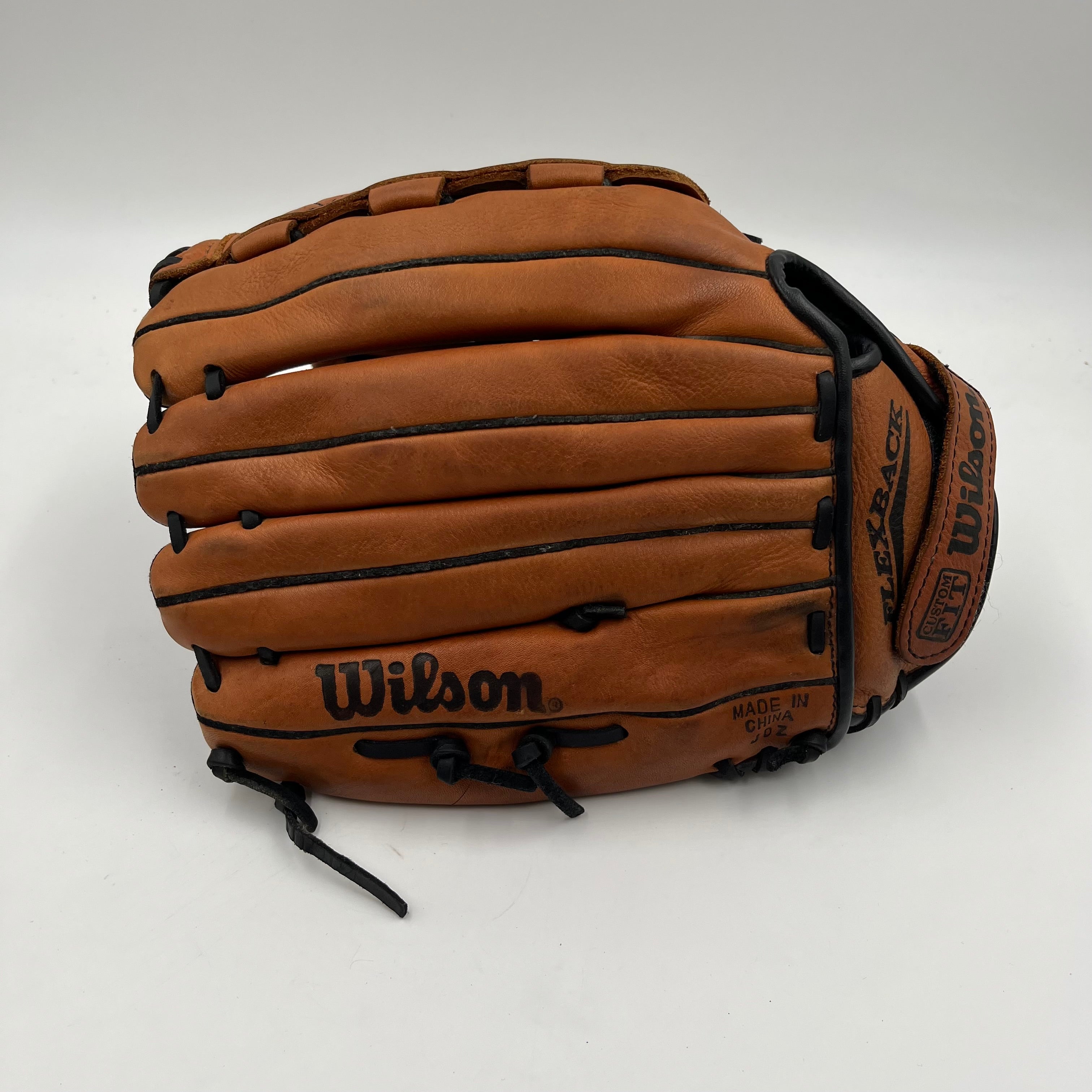 Wilson A2478 XXL 13.5” Outfield Softball Glove