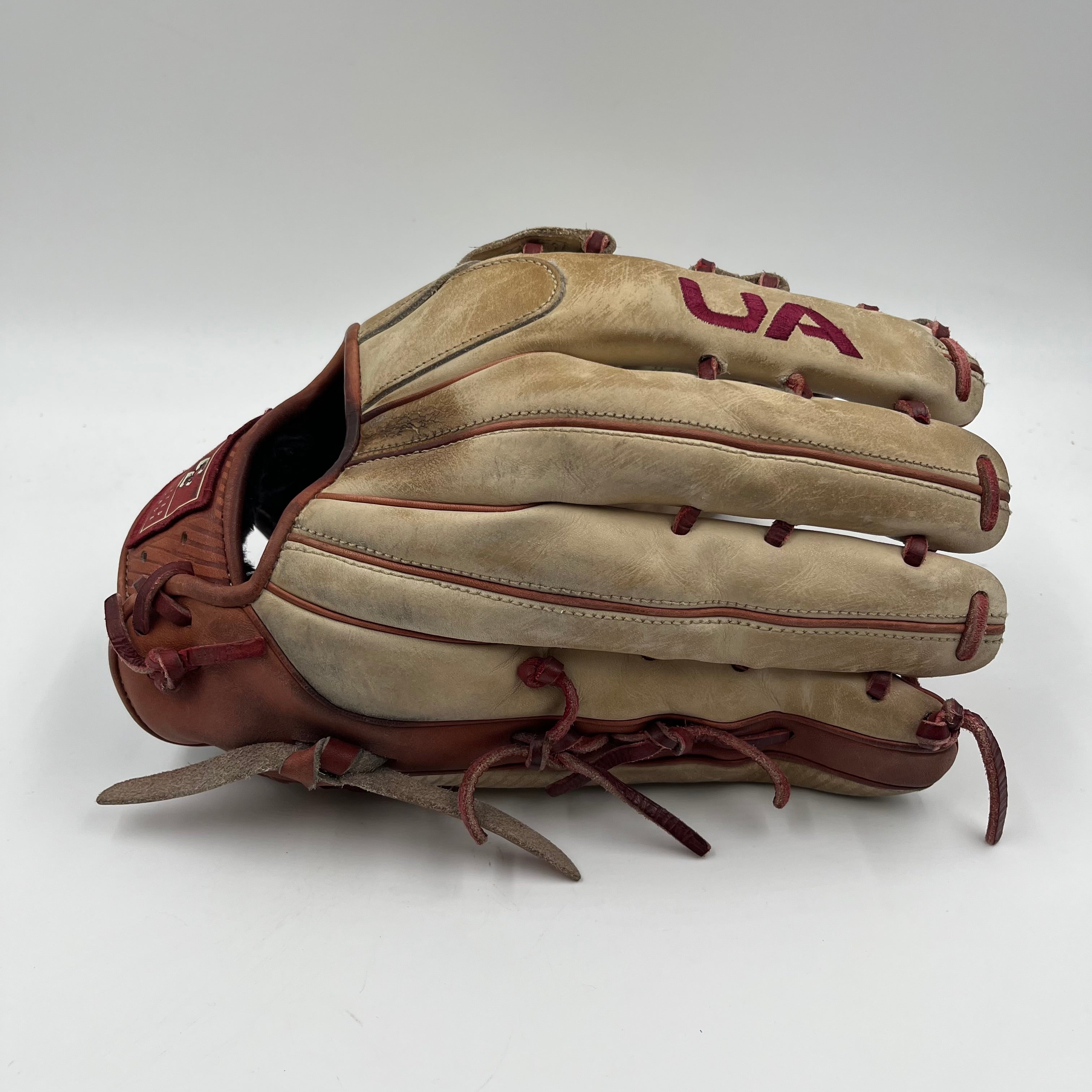 Under Armor Flawless Series 12.75” Boston College Team Issue Lefty Outfield Baseball Glove