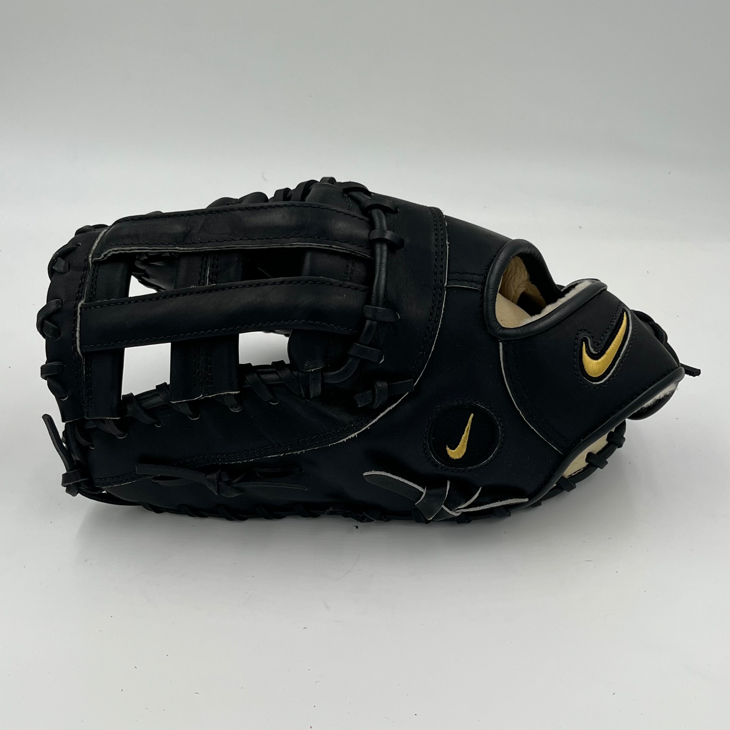Nike Pro Gold Tradition 12.5 lefty first base mitt baseball glove