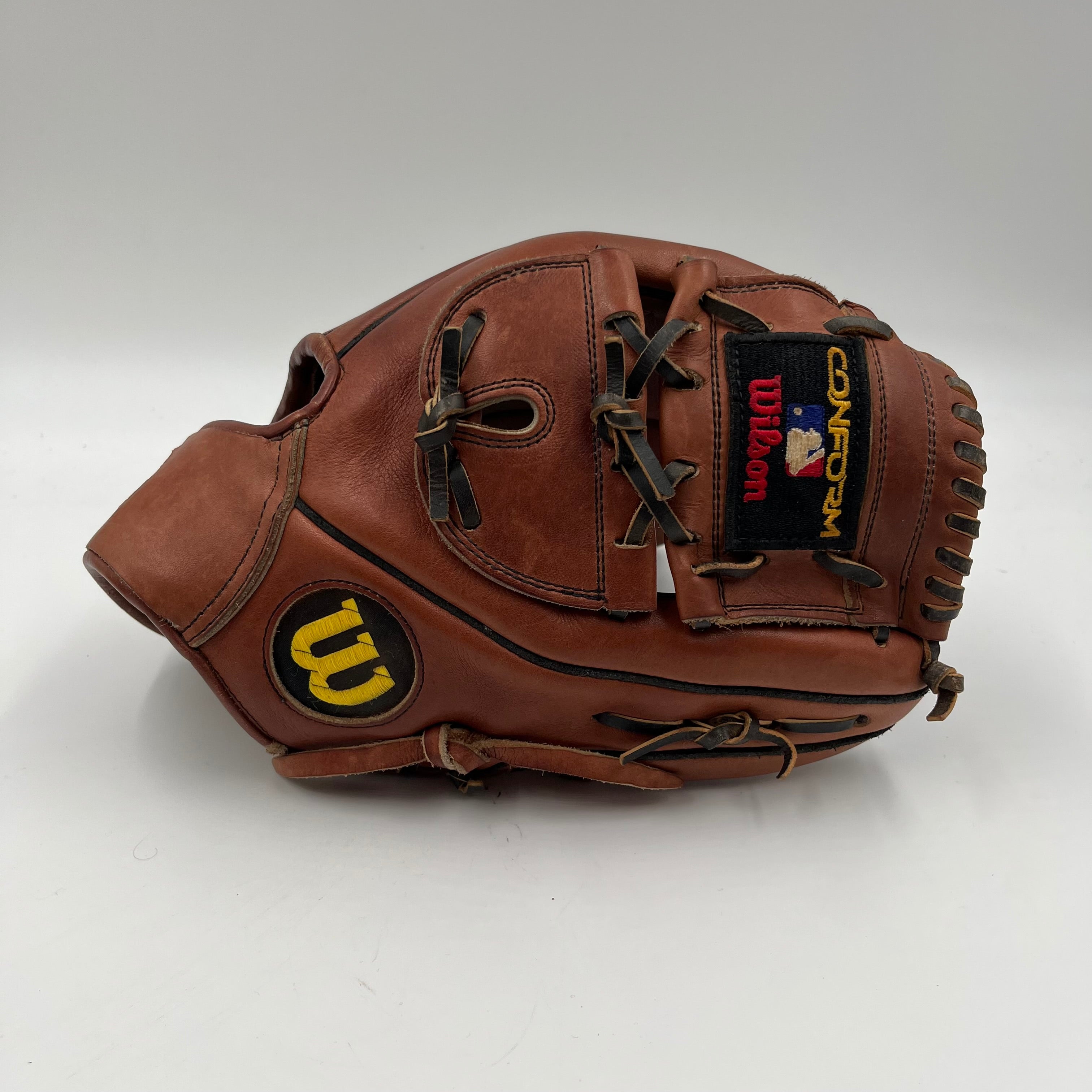 Wilson Confirm The A1920 11.5 pitchers infield baseball glove