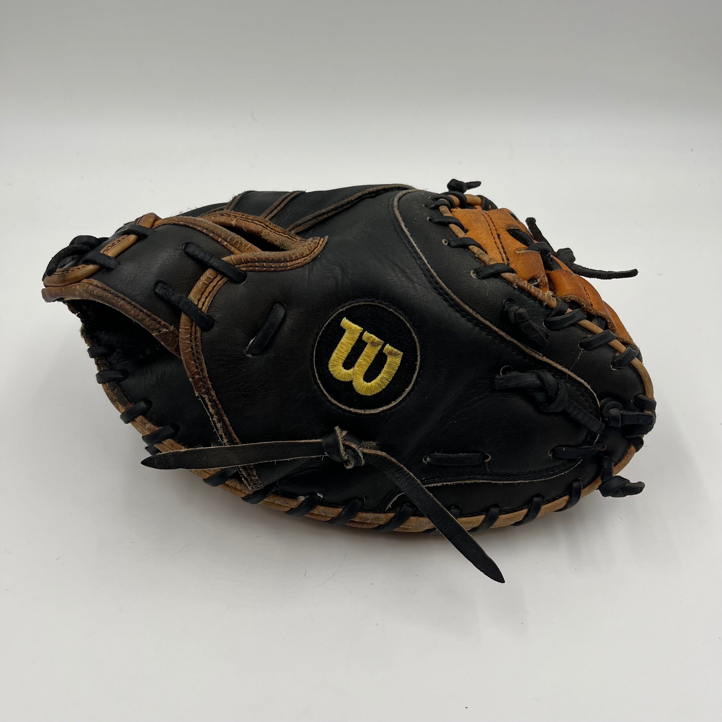 Wilson A2000 1791 Pudge 32.5 Catchers Mitt Baseball Glove