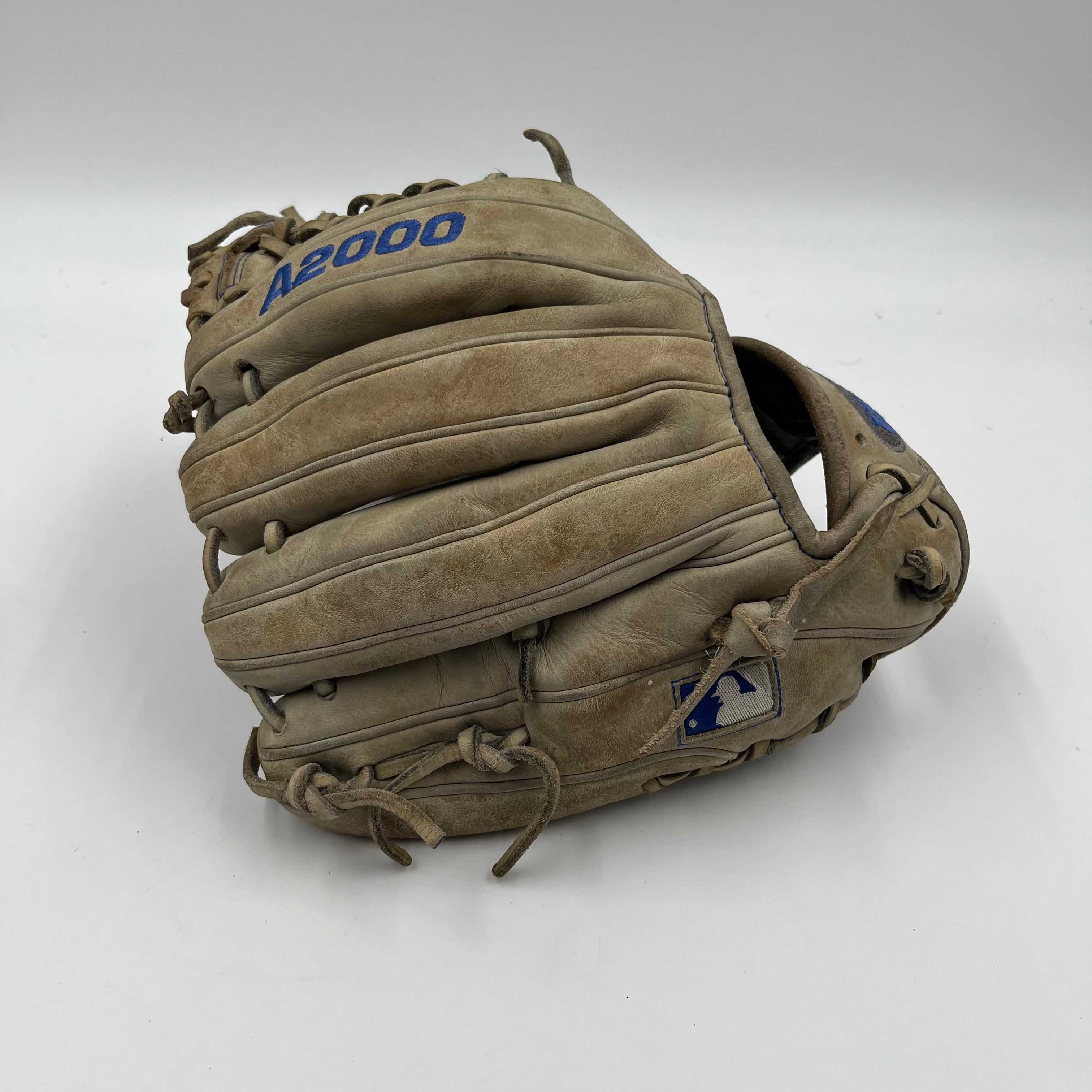 Wilson A2000 1788A 11.25 Infield Baseball Glove
