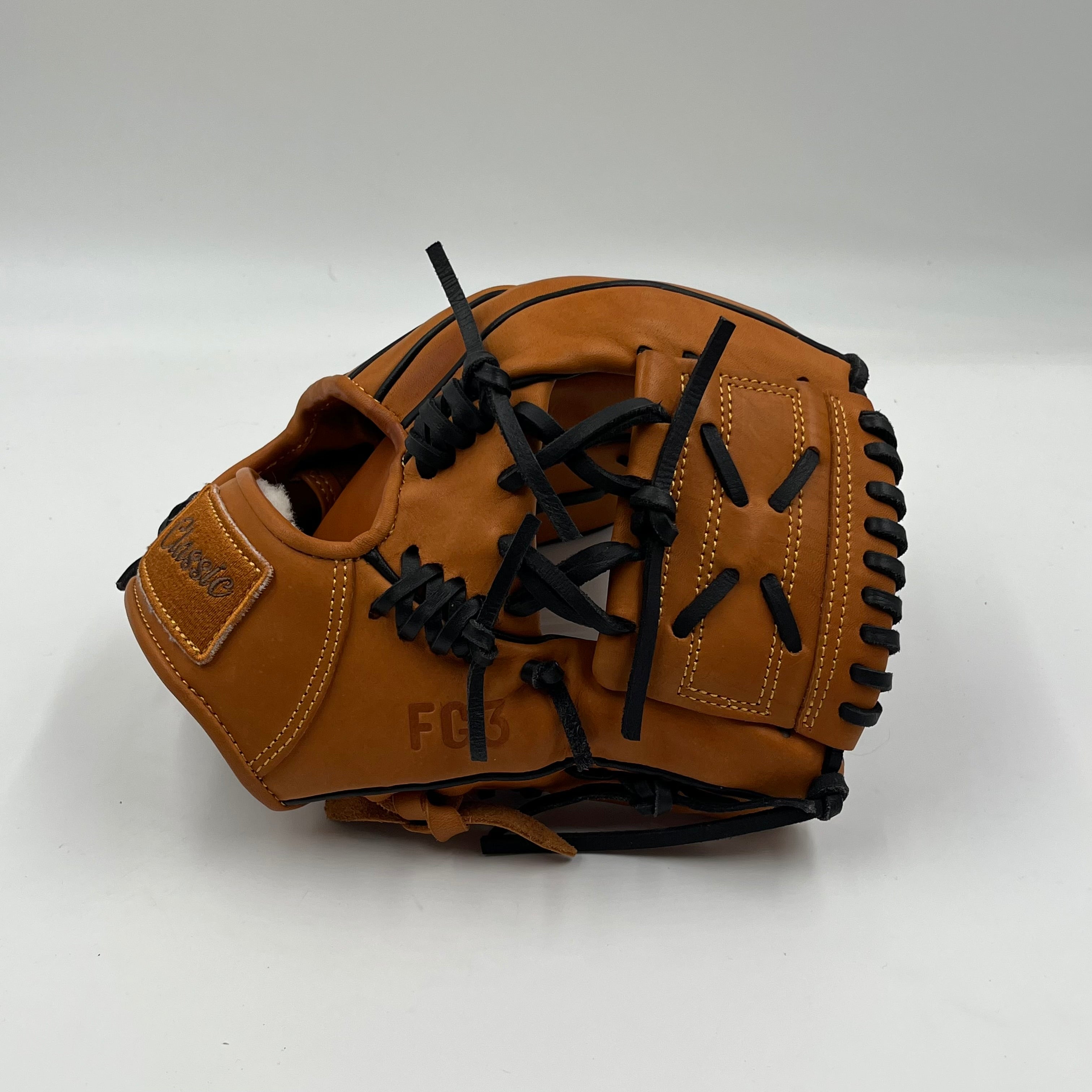 Classic FG3 11” one piece web Infield baseball glove