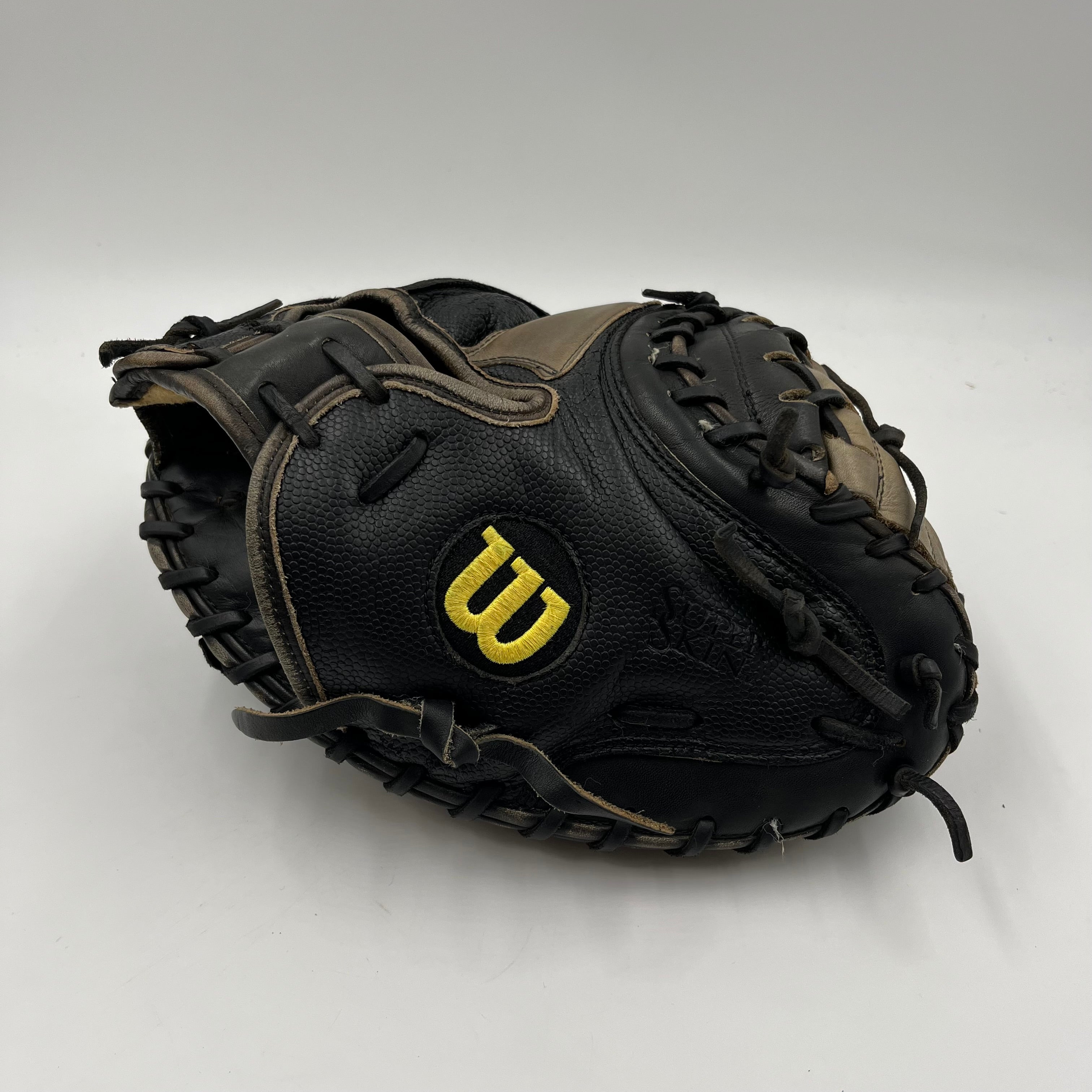 Wilson A2000 “The A2403” M1 33.5 Catchers Mitt baseball Glove