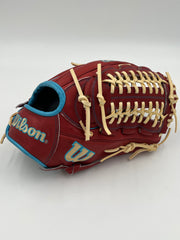 Wilson a2000 D33 11.75 pitchers infield baseball glove
