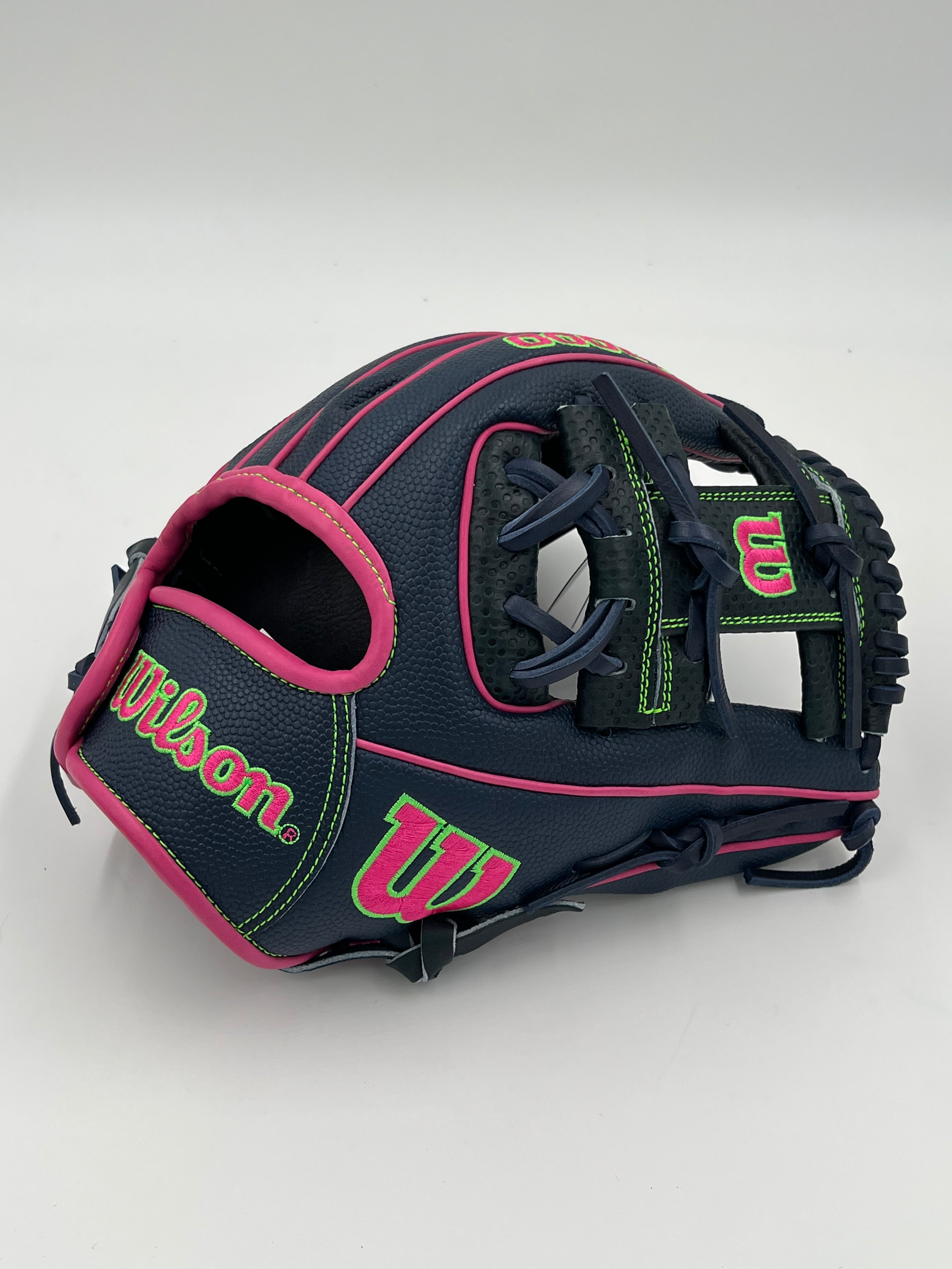 Wilson a2000 DP15 11.5 infield baseball glove