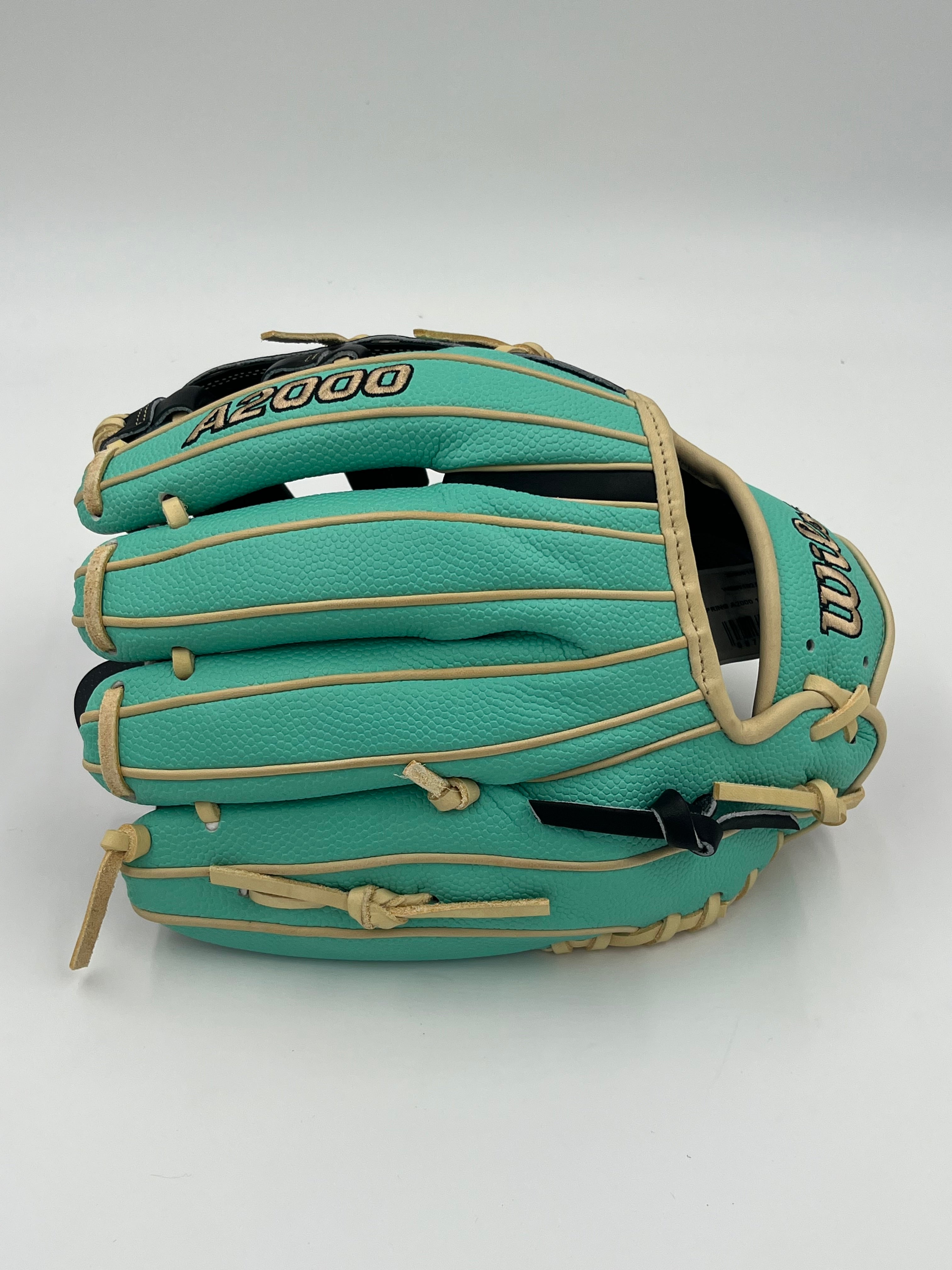 Wilson a2000 1716 11.5 infield baseball glove