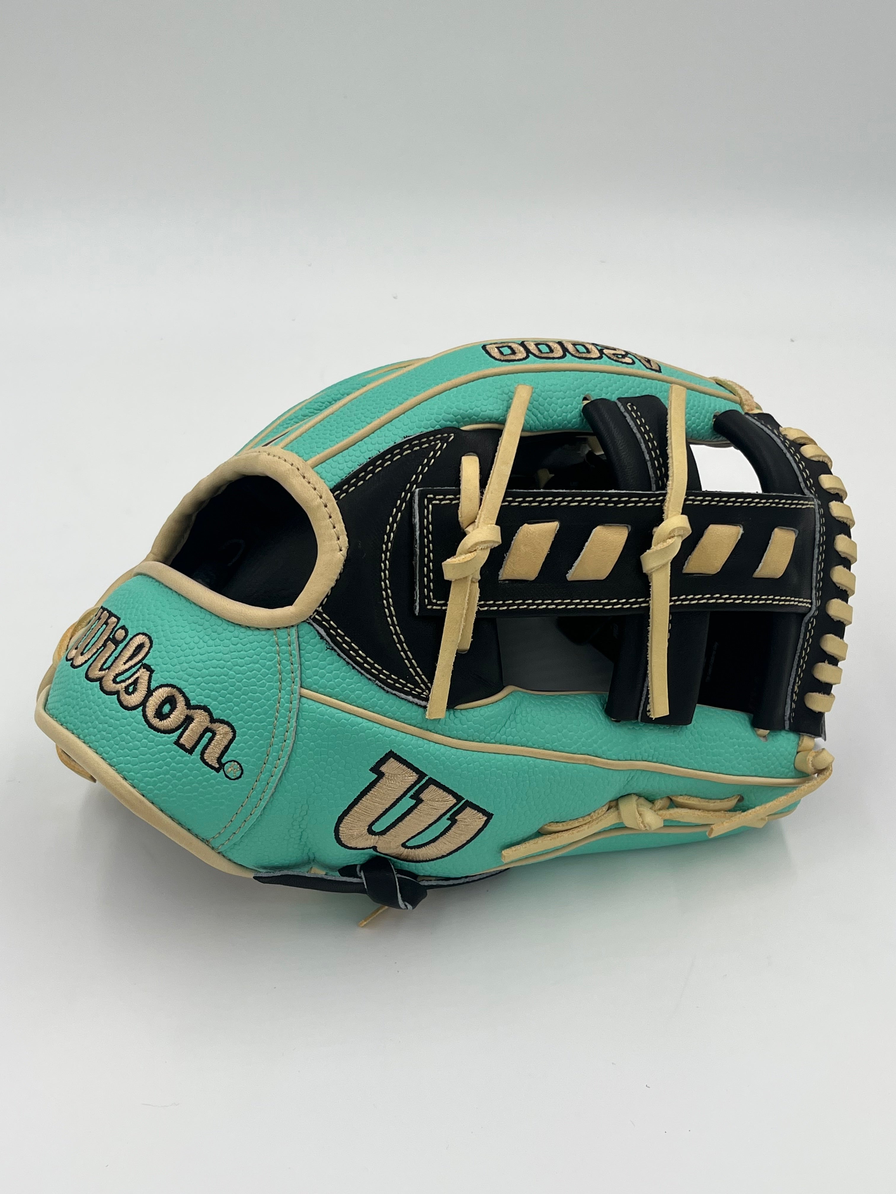 Wilson a2000 1716 11.5 infield baseball glove