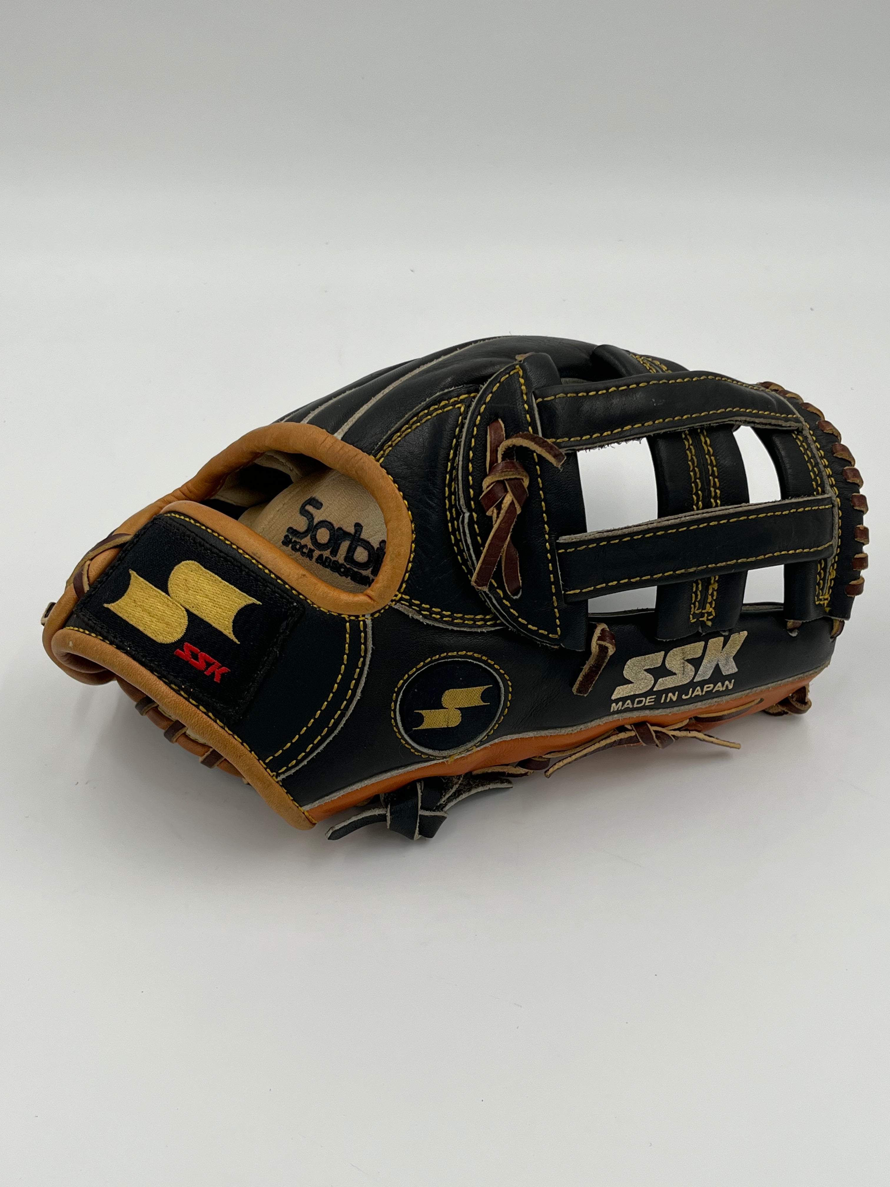 SSK Pro 2500 Pro-2516 11.25 Infield Baseball Glove