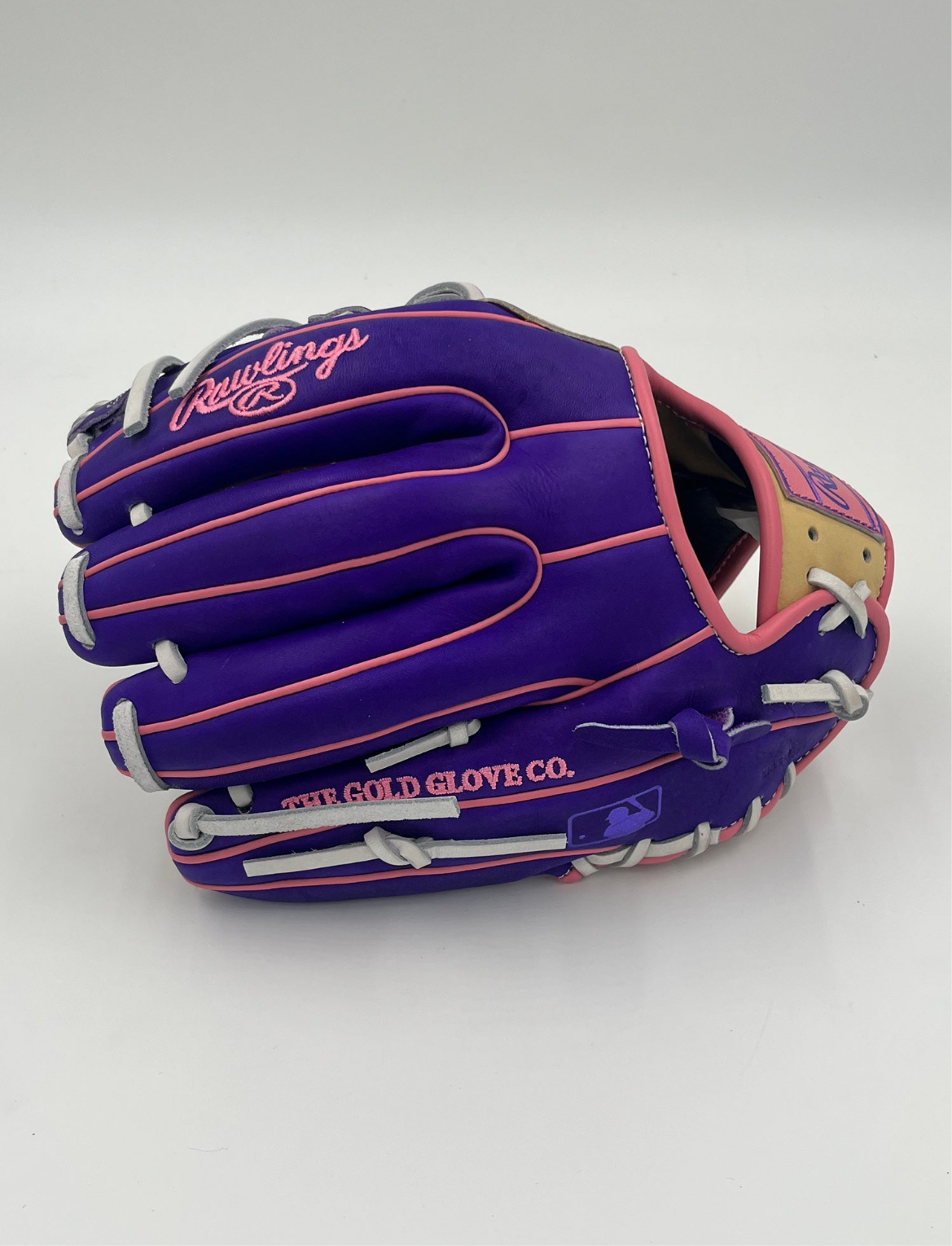 Rawlings heart of the hide 11.5 infield baseball glove