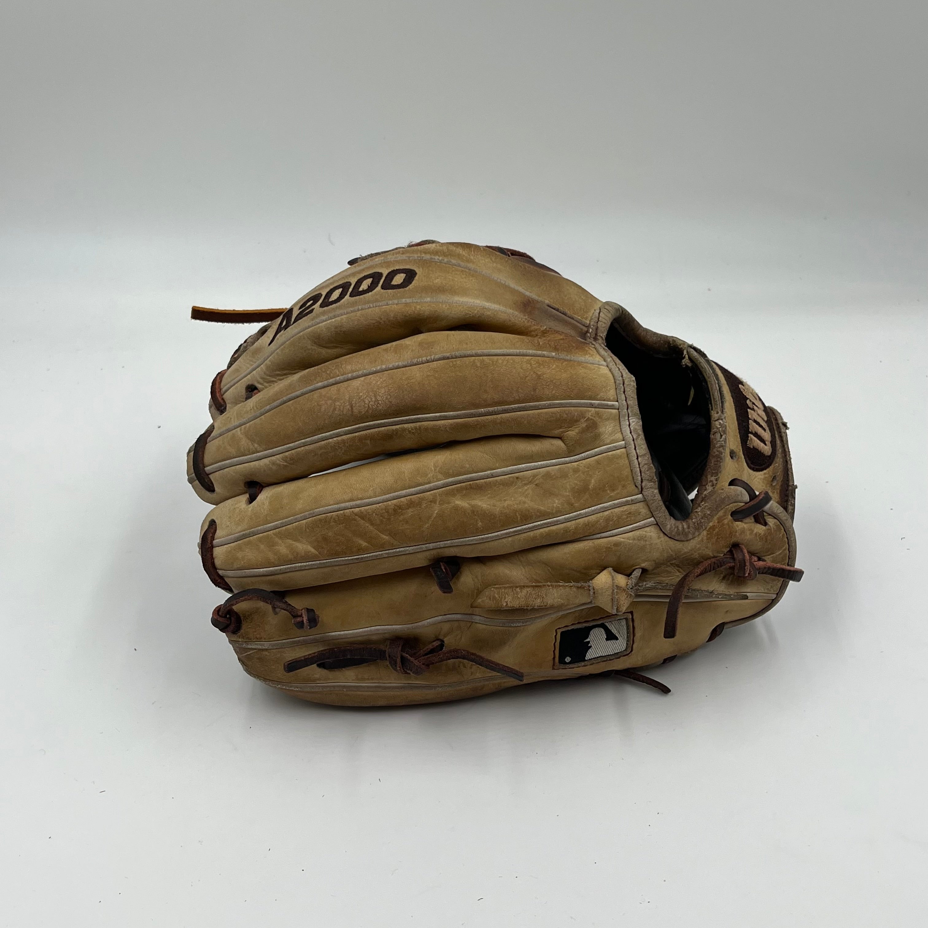 Wilson A2000 1786 11.5 Infield Baseball Glove