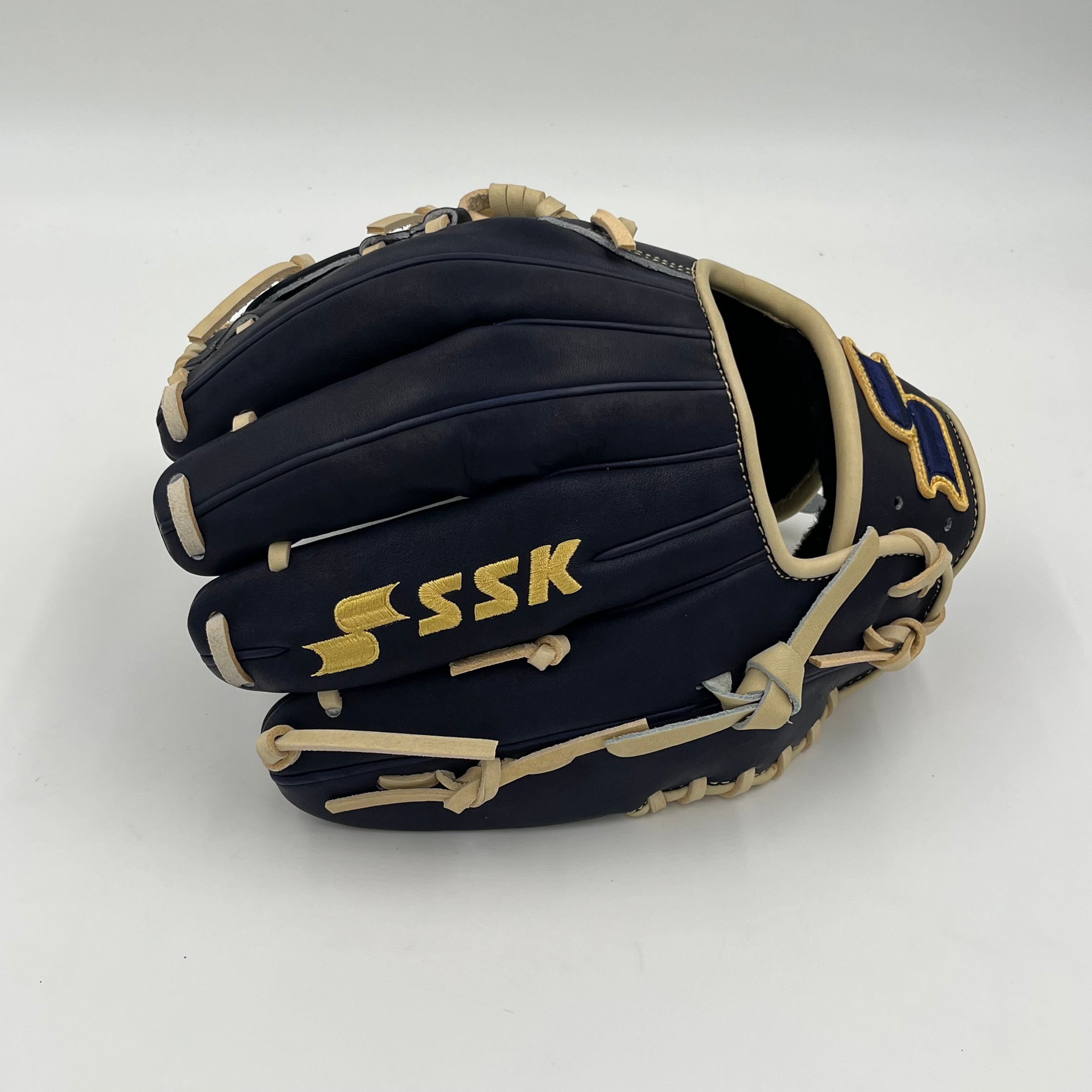 SSK Z9 Maestro 11.5 Infield Baseball Glove