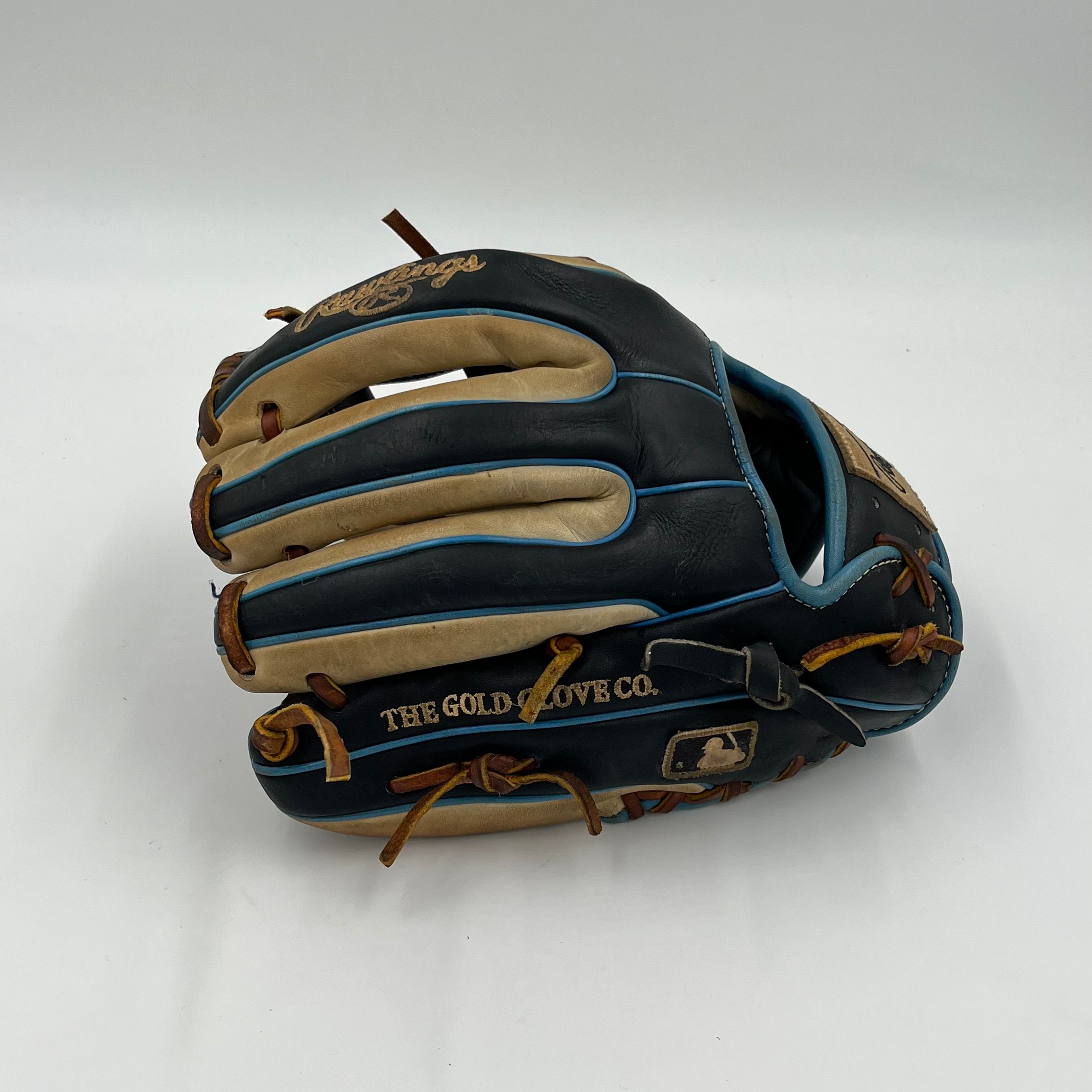 Rawlings Heart of the Hide 11.5 Infield Baseball Glove
