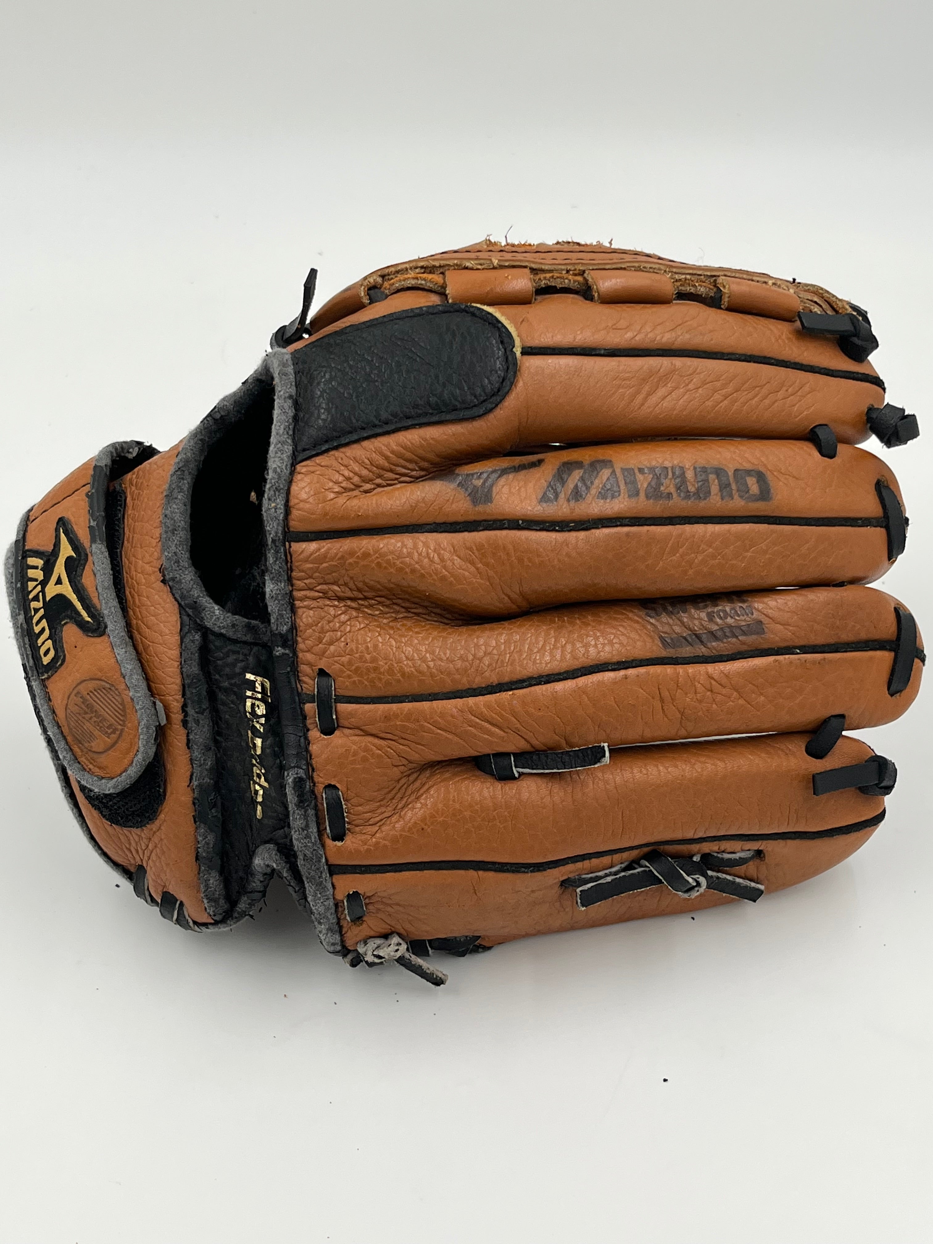 Mizuno power close ll youth 11” lefty infield baseball glove