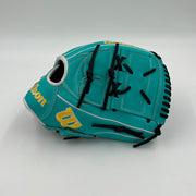 Wilson a2000 SA17 12” Pitchers Infield baseball glove